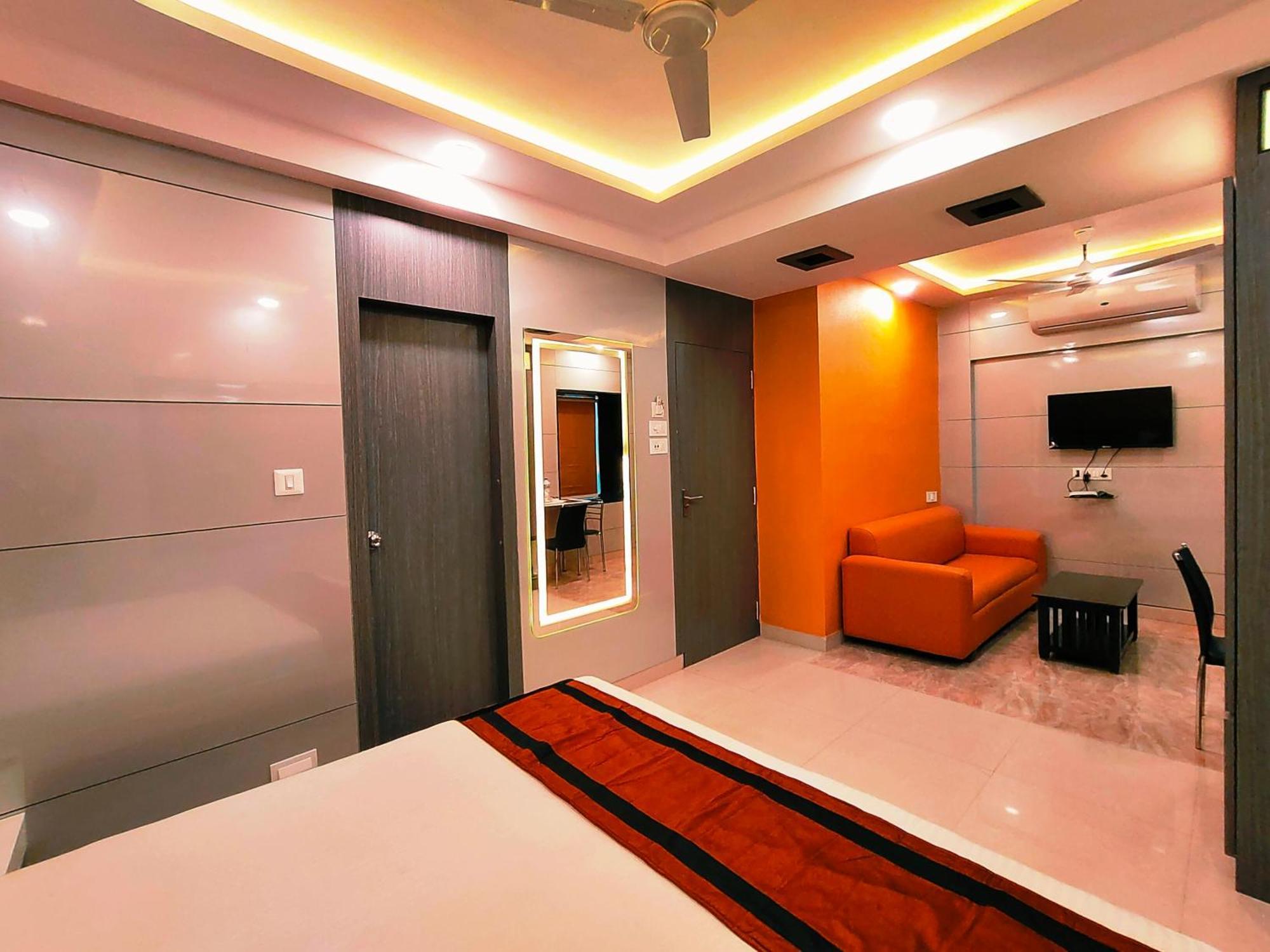 כלכותה Hotel Steam מראה חיצוני תמונה